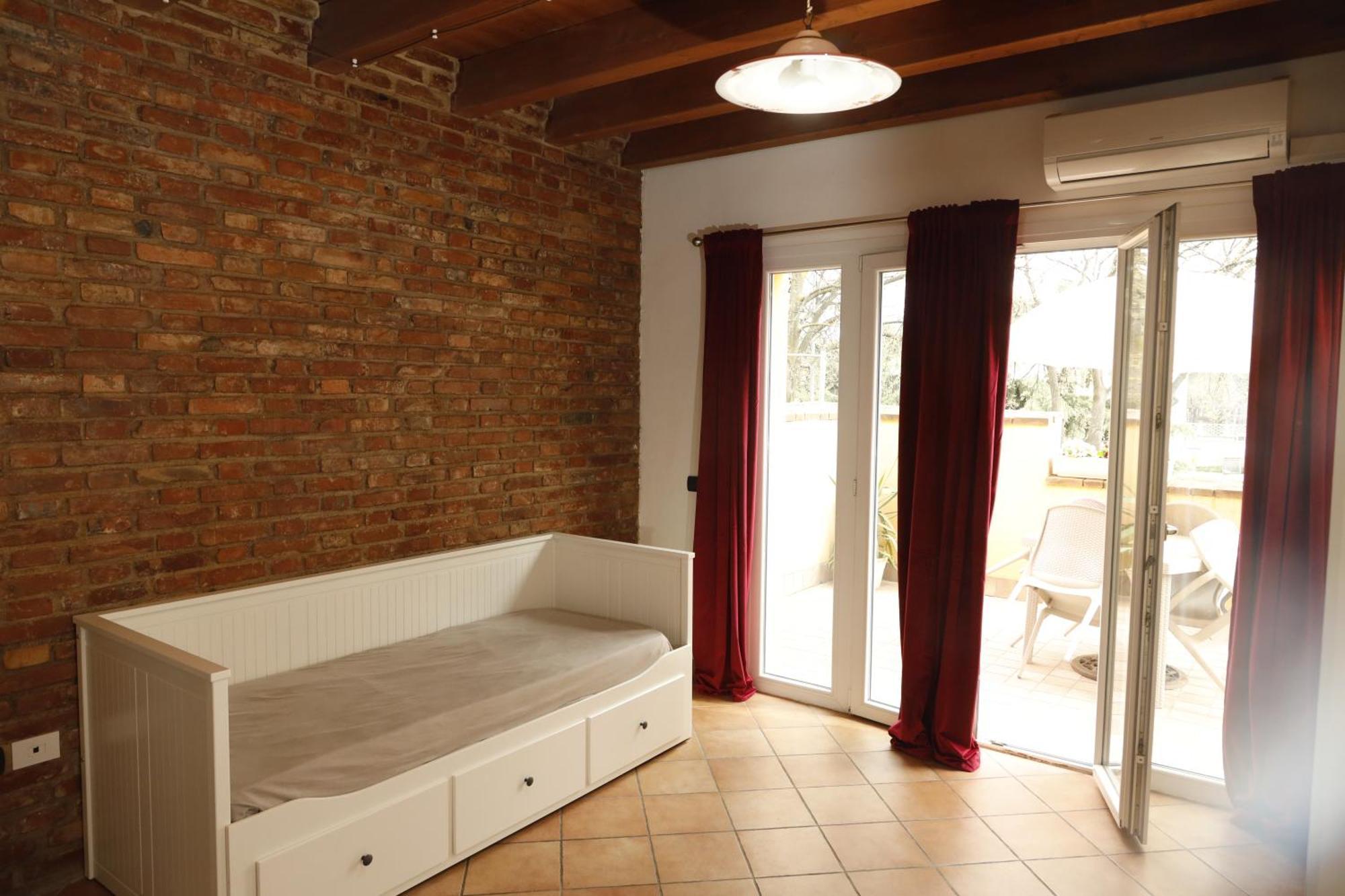 Amira Fiera Apartment