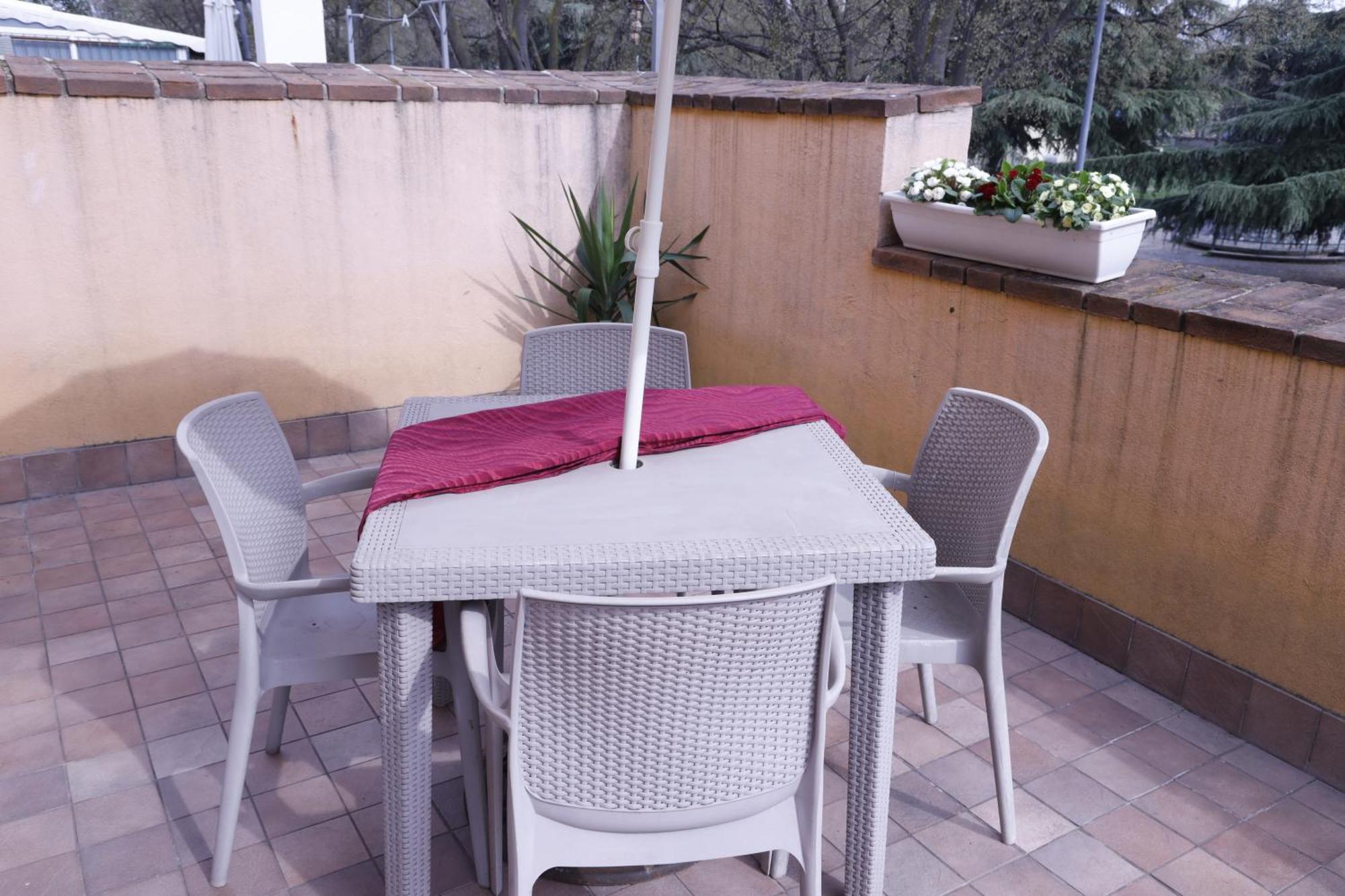 Amira Fiera Apartment *