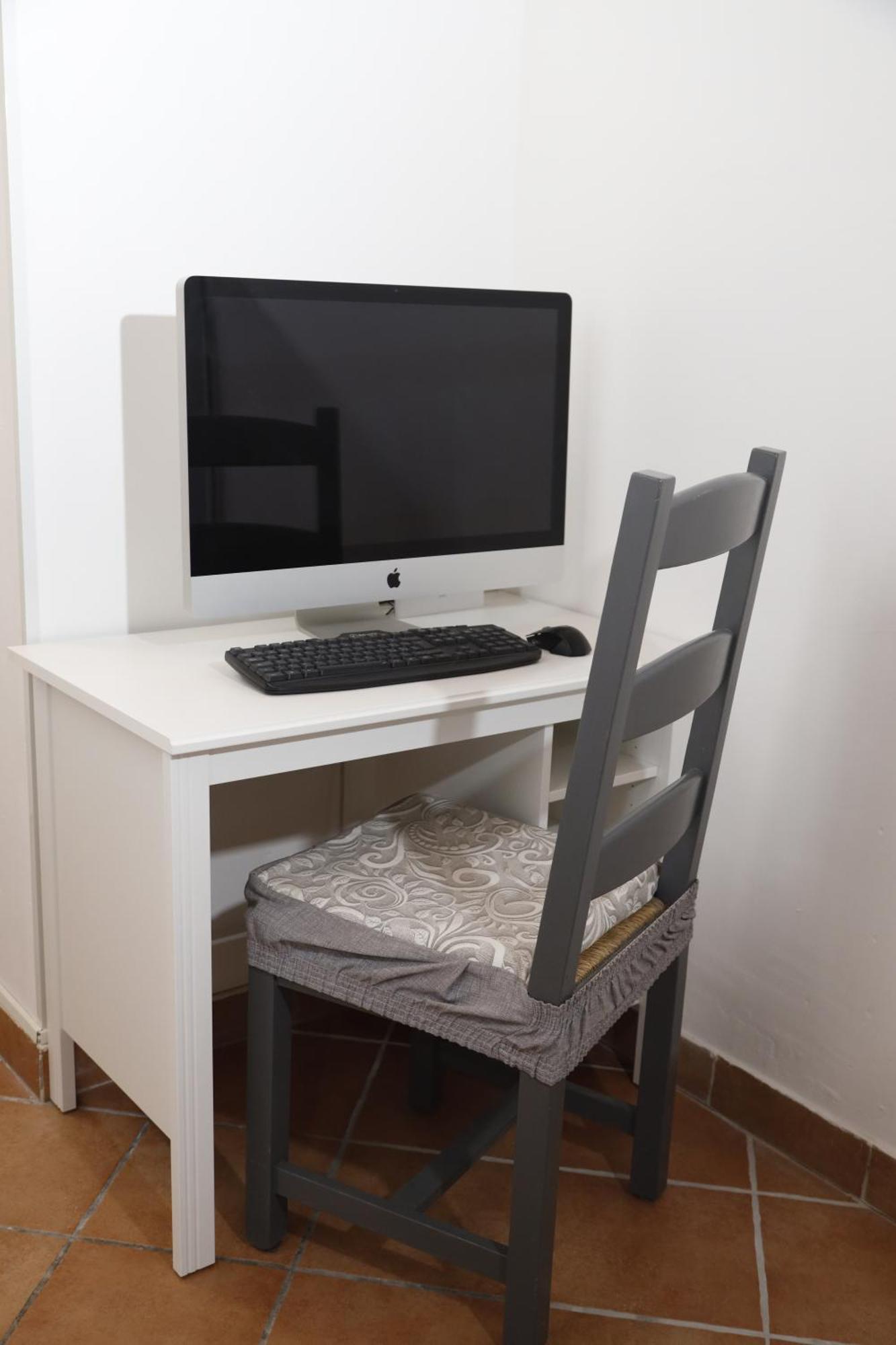 Amira Fiera Apartment *